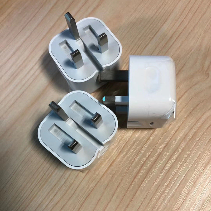Chargeur Commerce extérieur Pieds de pliage Fast Charge Fiche de charge Protocole entièrement compatible Fas