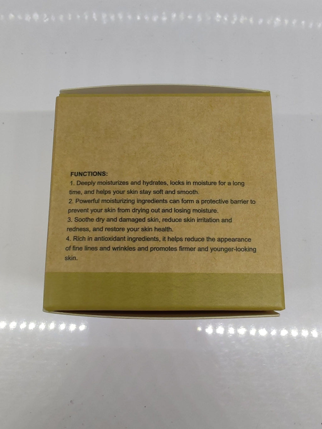 Crème de suif et d'humidité du visage