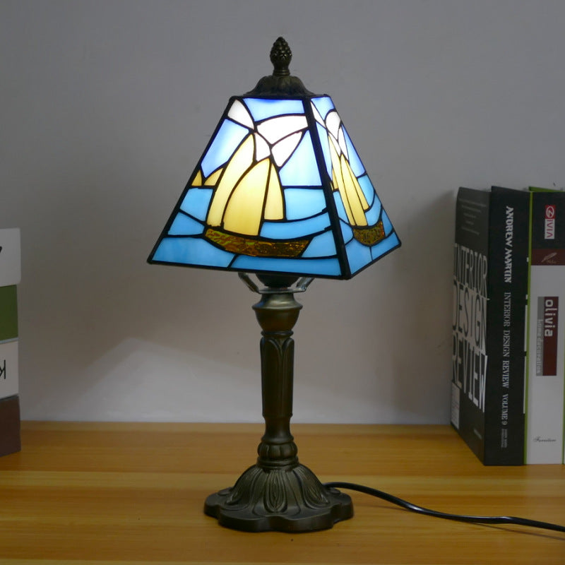Modern Minimalist Bedside Creative Lampe de table d'art élégant