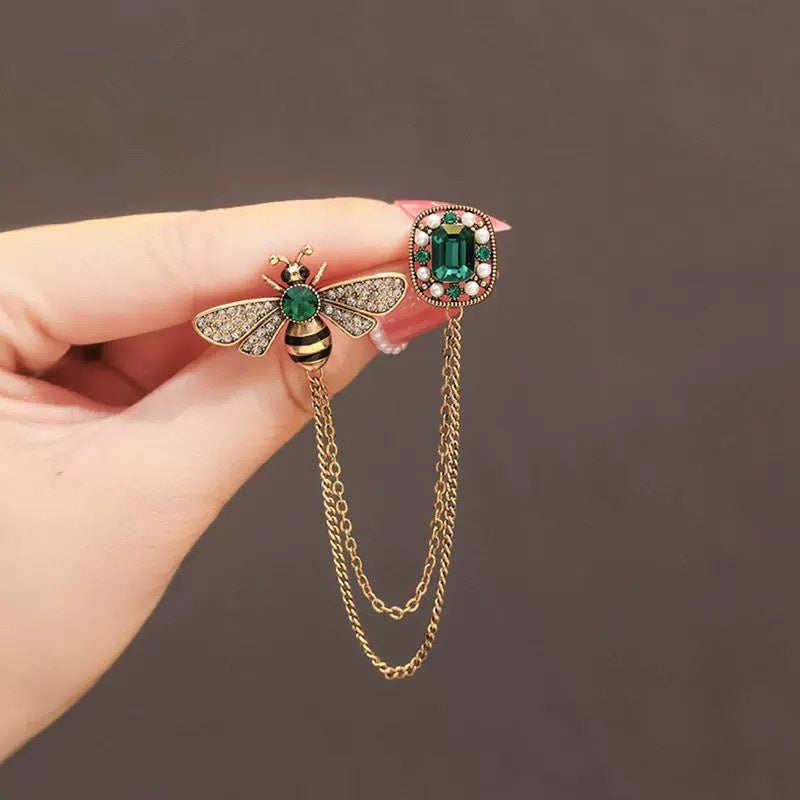 Little Bee Tassel Brooch Retro Personnalité Chain