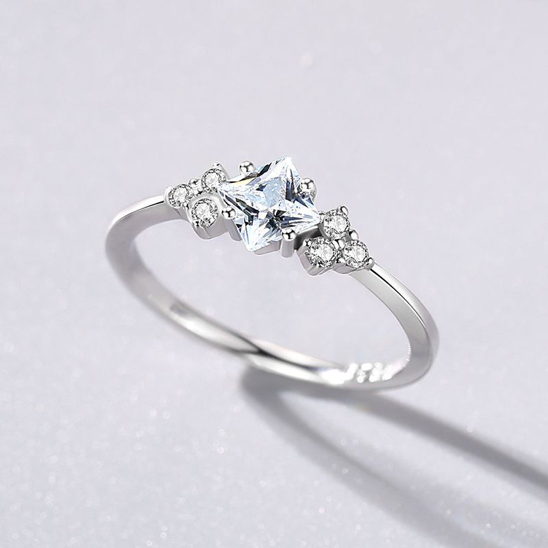 S925 Argent Anneau Femme Japonaise et Coréenne Simple Light Luxury Zircon