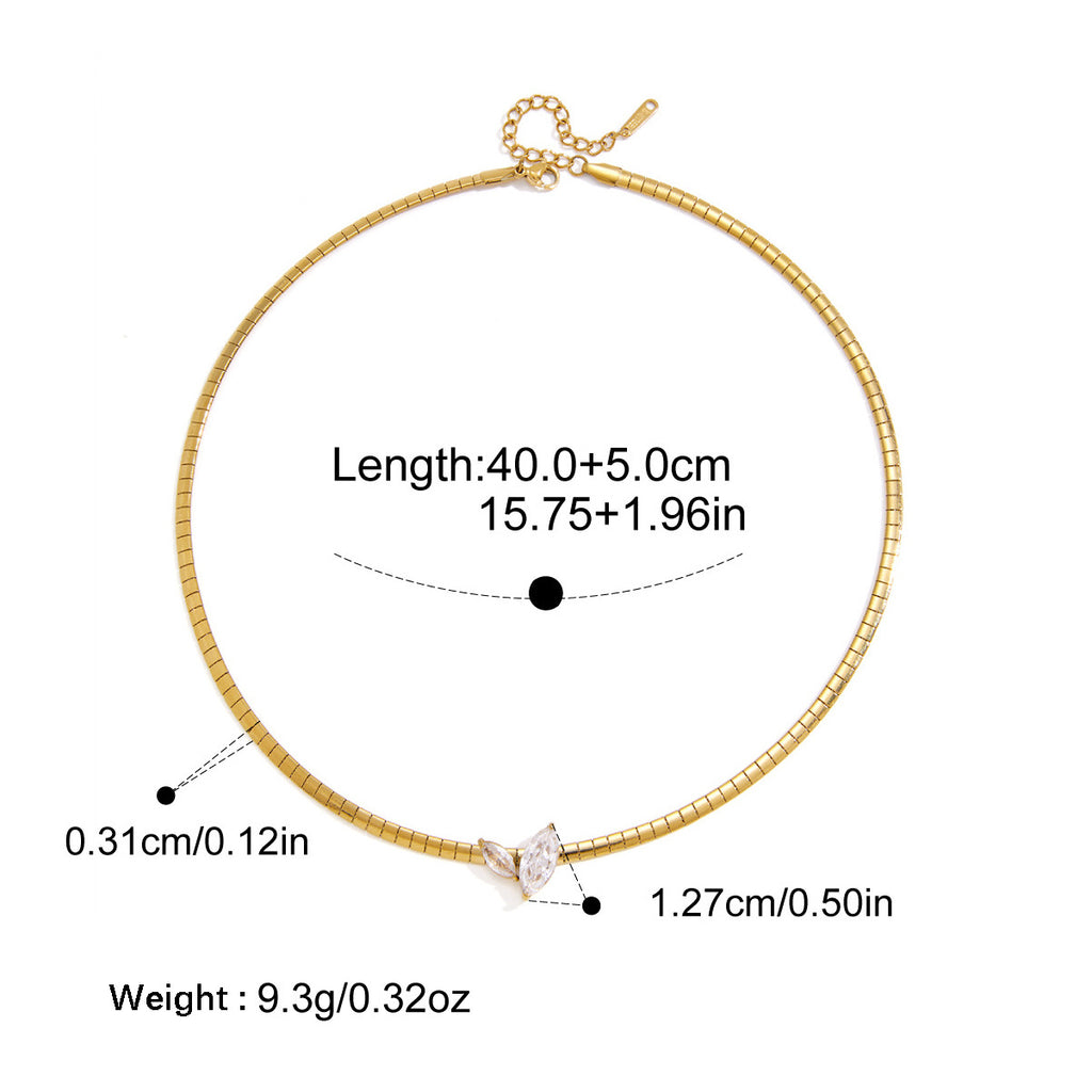 Collier en acier inoxydable à ressort étroit Zircon Snake Bone