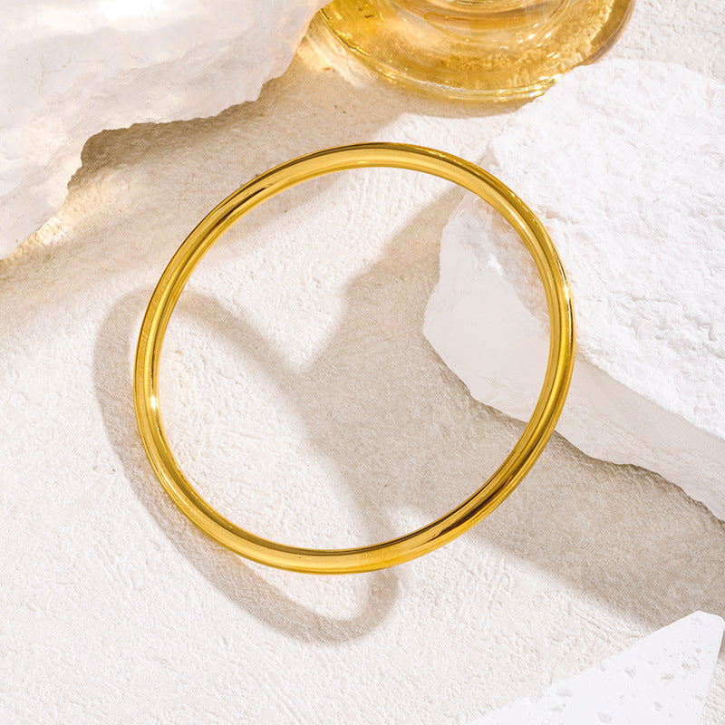 Bracelet de style ethnique couleur or pour les femmes