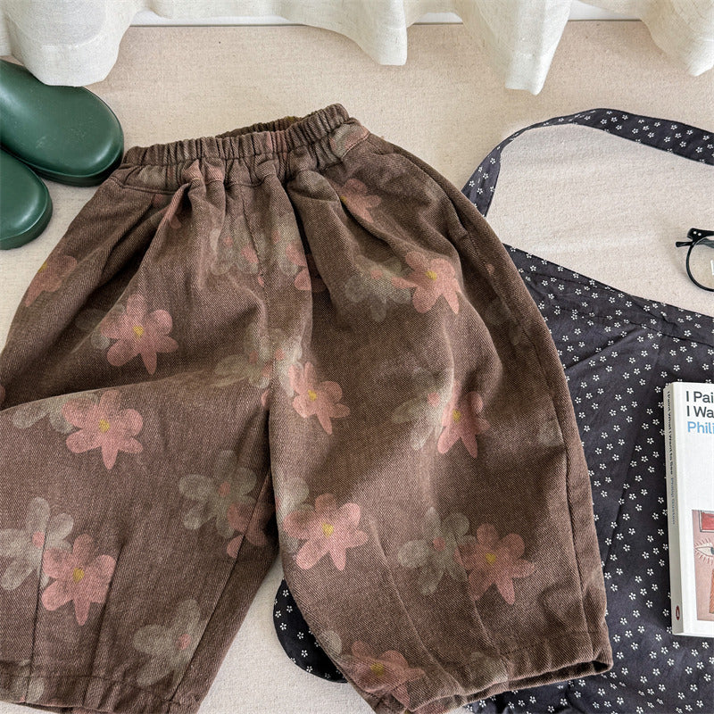 Laver les pantalons pour enfants en coton pur