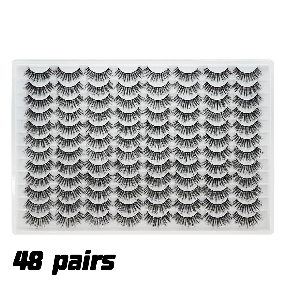 Les faux cils 3D sont multicouches