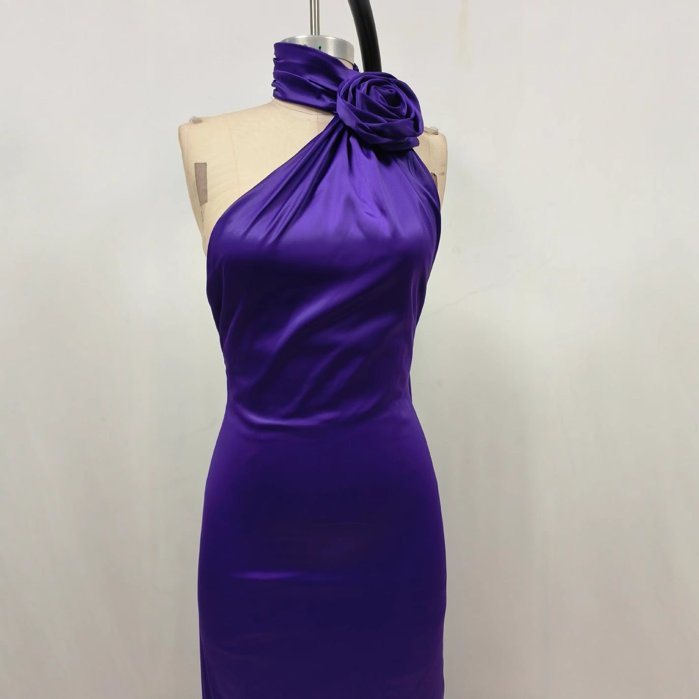 Robe de soirée pour porte-couleur haute taille