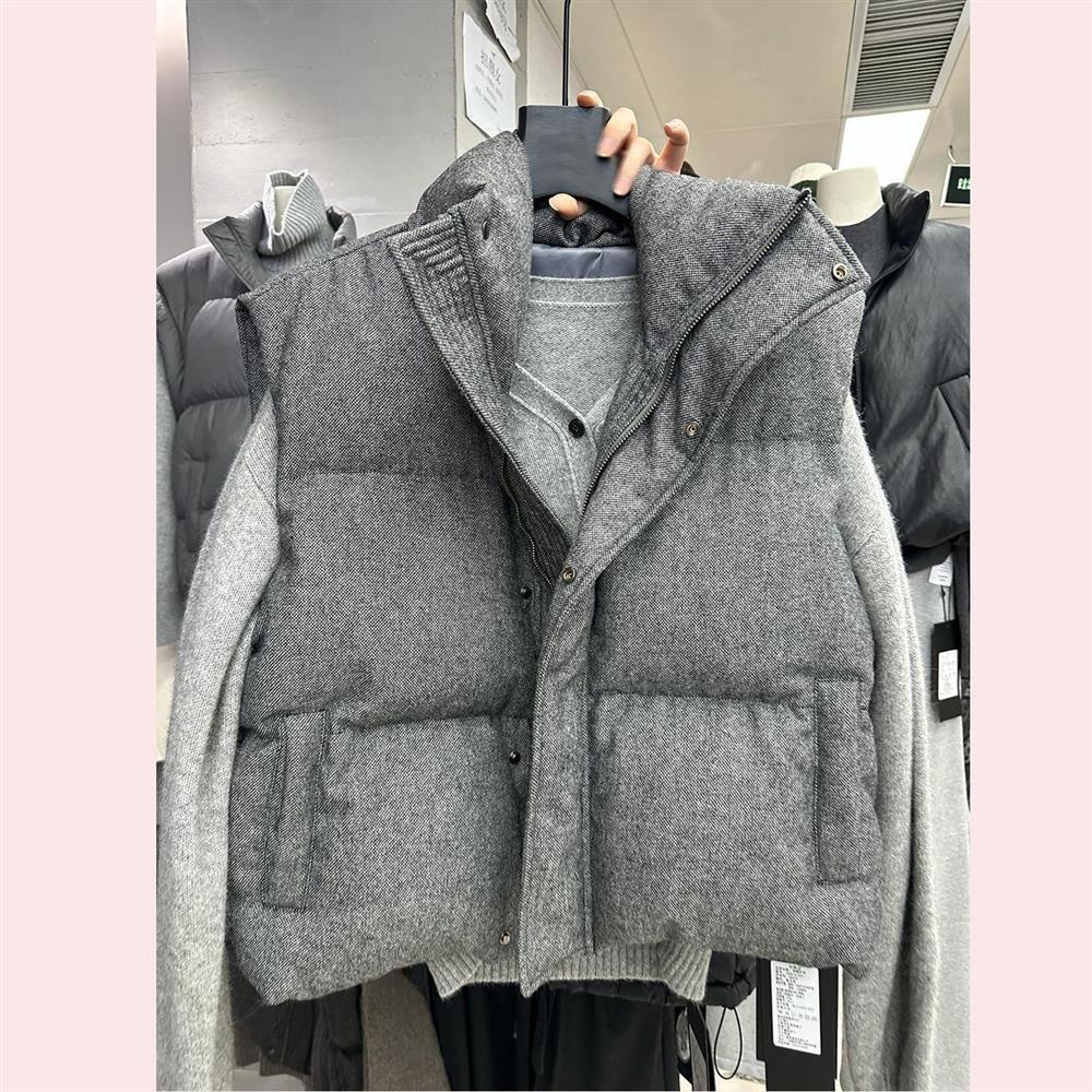 Vêtements de dessus pour femmes sans manches