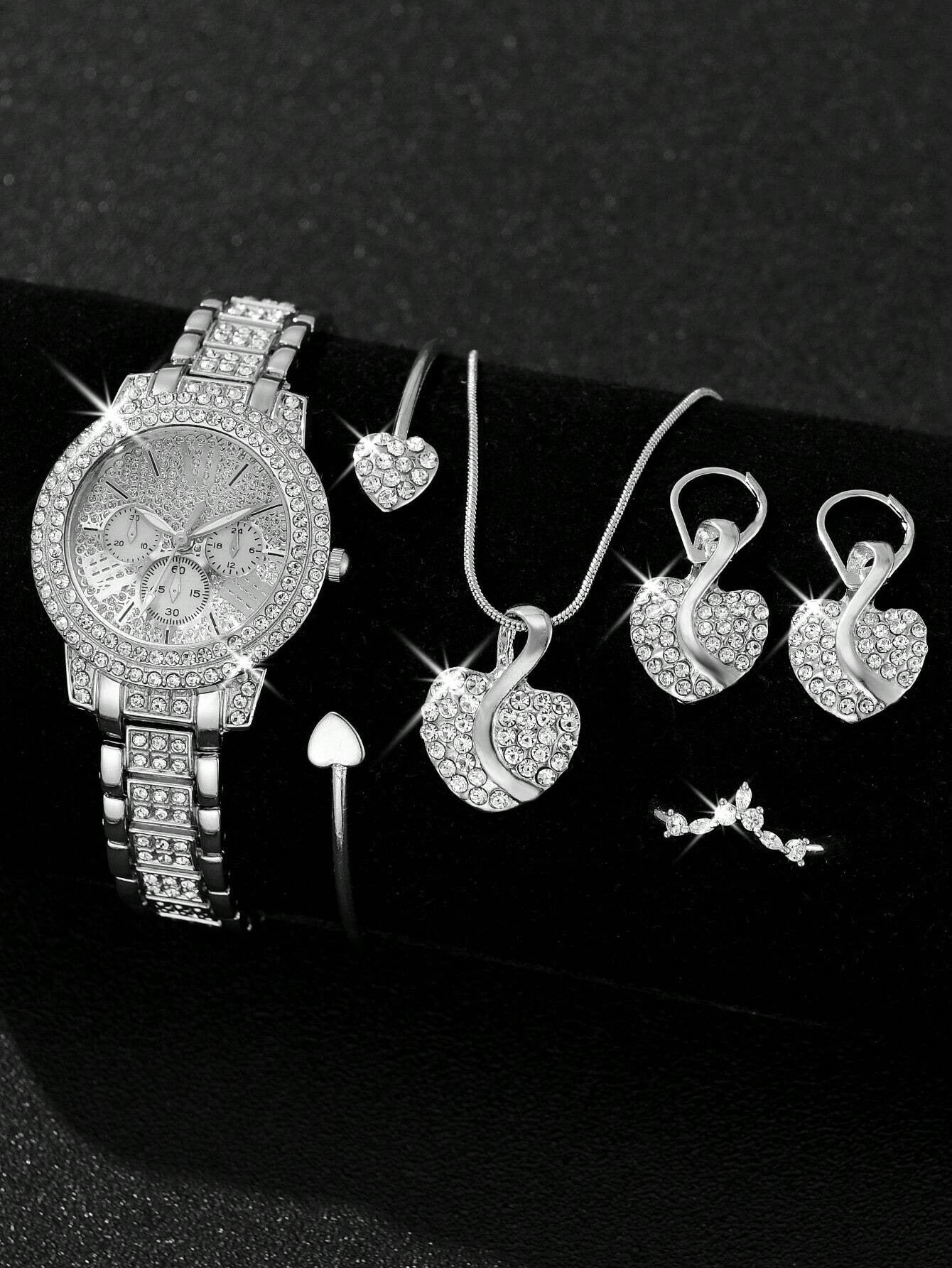 Ensemble de montres haut de gamme à la mode incrustées de diamants