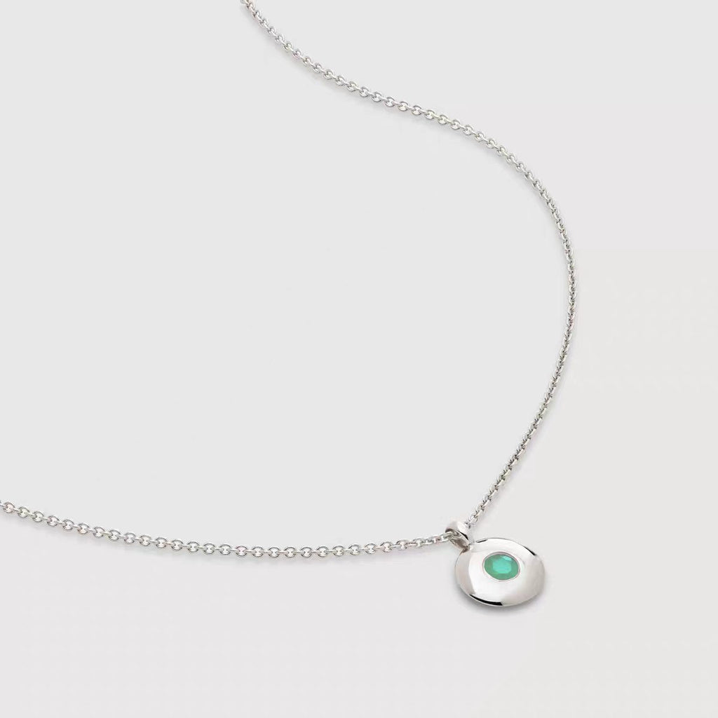 Collier de collier en pierre de naissance rubis et polyvalent fait avec des pierres gemmes naturelles