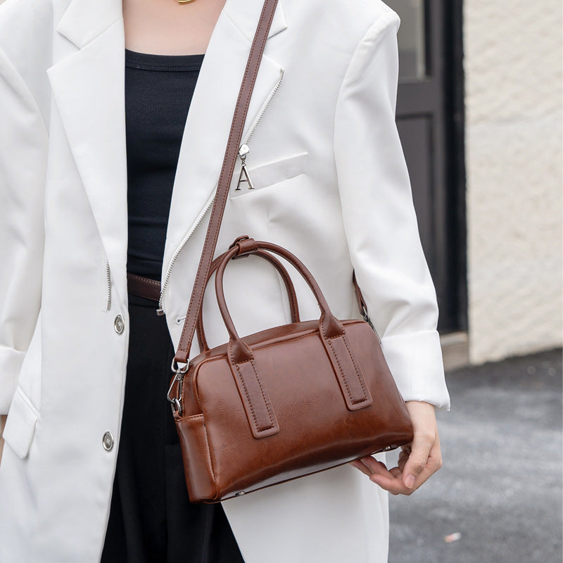 Sac transversal pour femmes élégantes en cuir ciré à l'huile