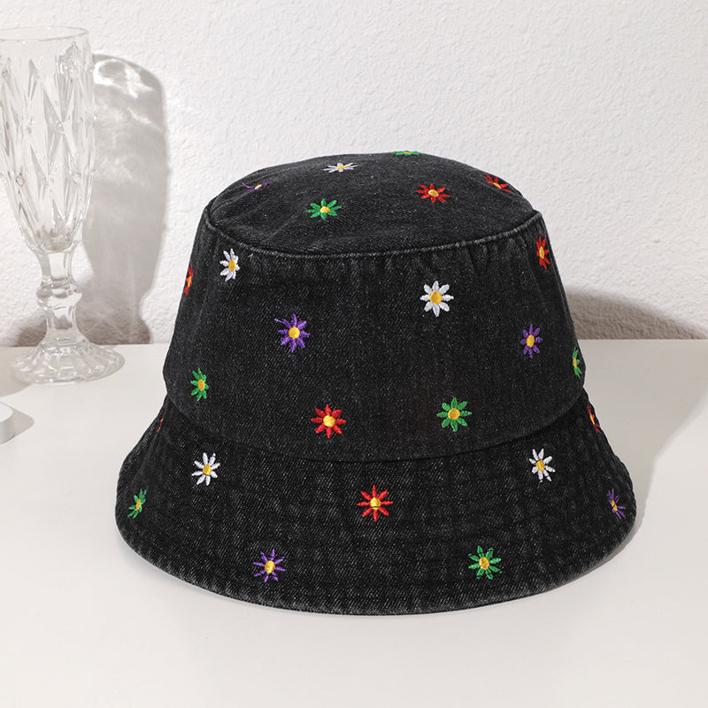 Chapeau de bateau de style rétro polyvalent de la petite fleur des femmes d'été est adapté pour Outdo