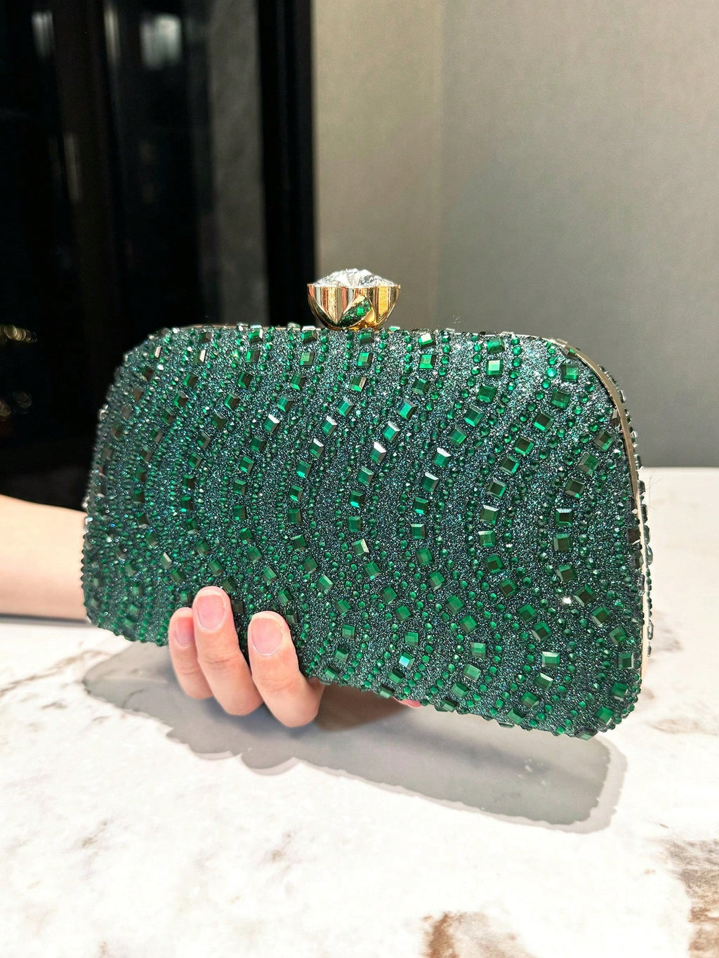 Sac de soirée en Strass Sparkling double face orné de diamants