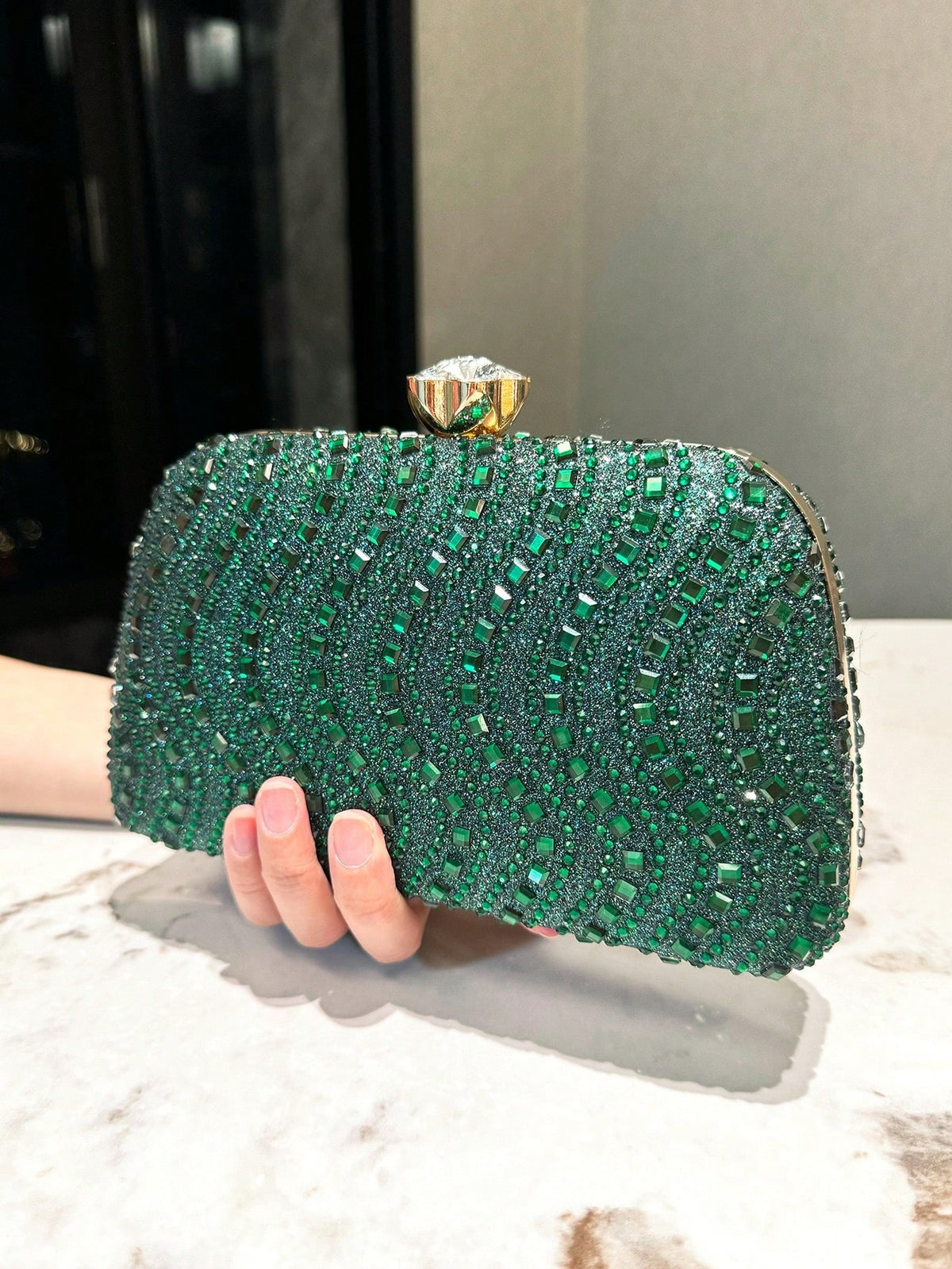 Sac de soirée en Strass Sparkling double face orné de diamants
