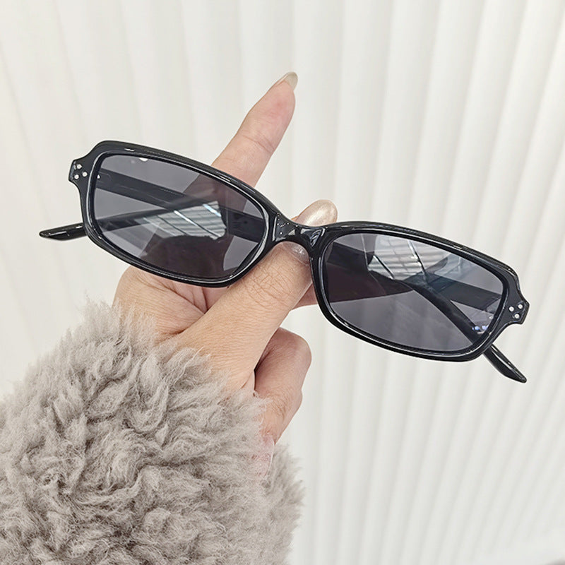 Lunettes de soleil tendance rétro de petit cadre carré