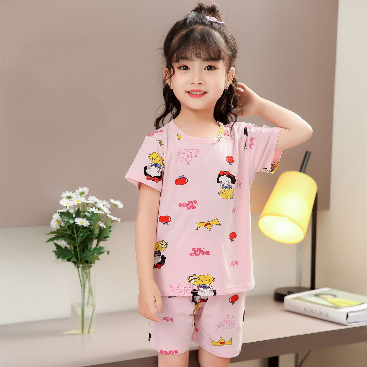 Version coréenne des vêtements et pyjamas pour enfants