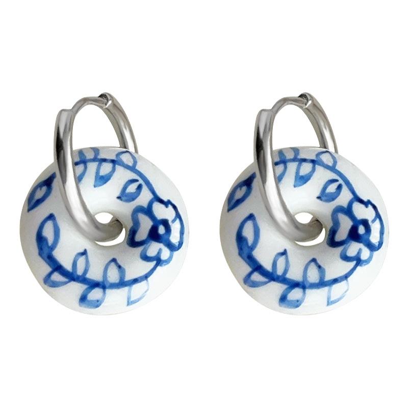 Boucles d'oreilles texturées faites à la main