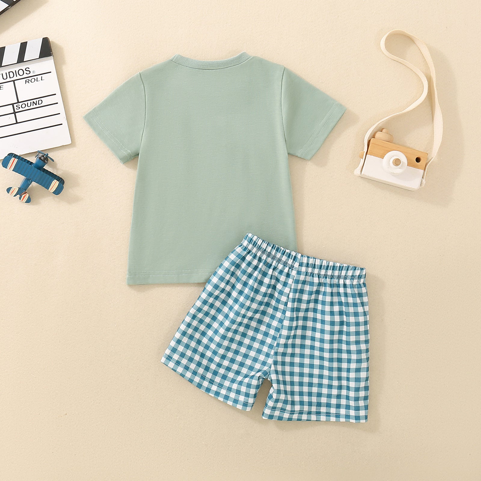 Top bébé à manches courtes et ensemble de shorts