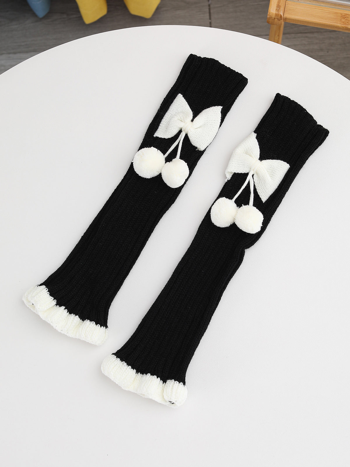 Chaussettes tricotées Sweet Bow femmes mignon Pom-Pom rose blanc bloquant la couleur pile pointue sur-