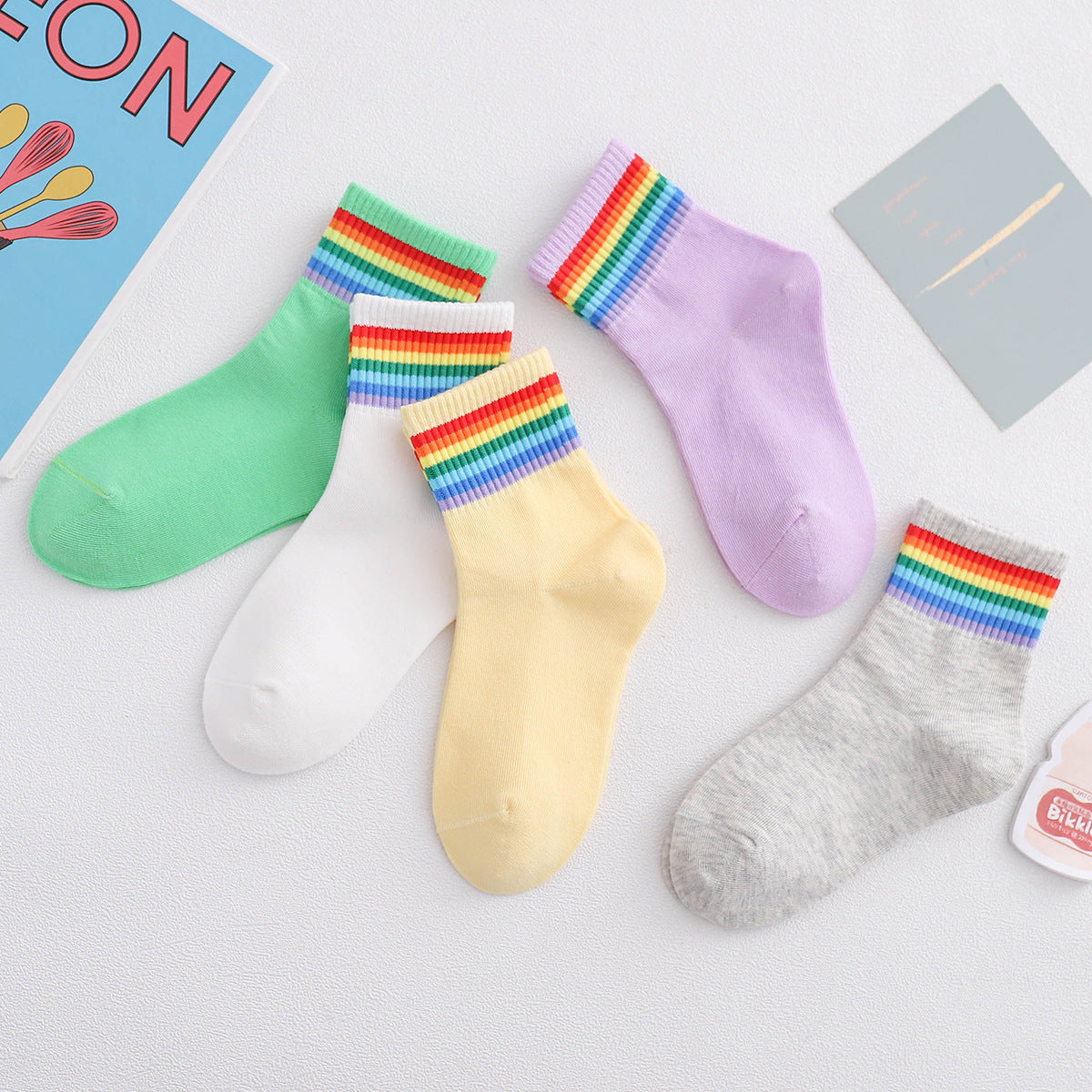 Printemps et été mince mignon sourire visage coton tube moyen garçons et filles Mode All-matc