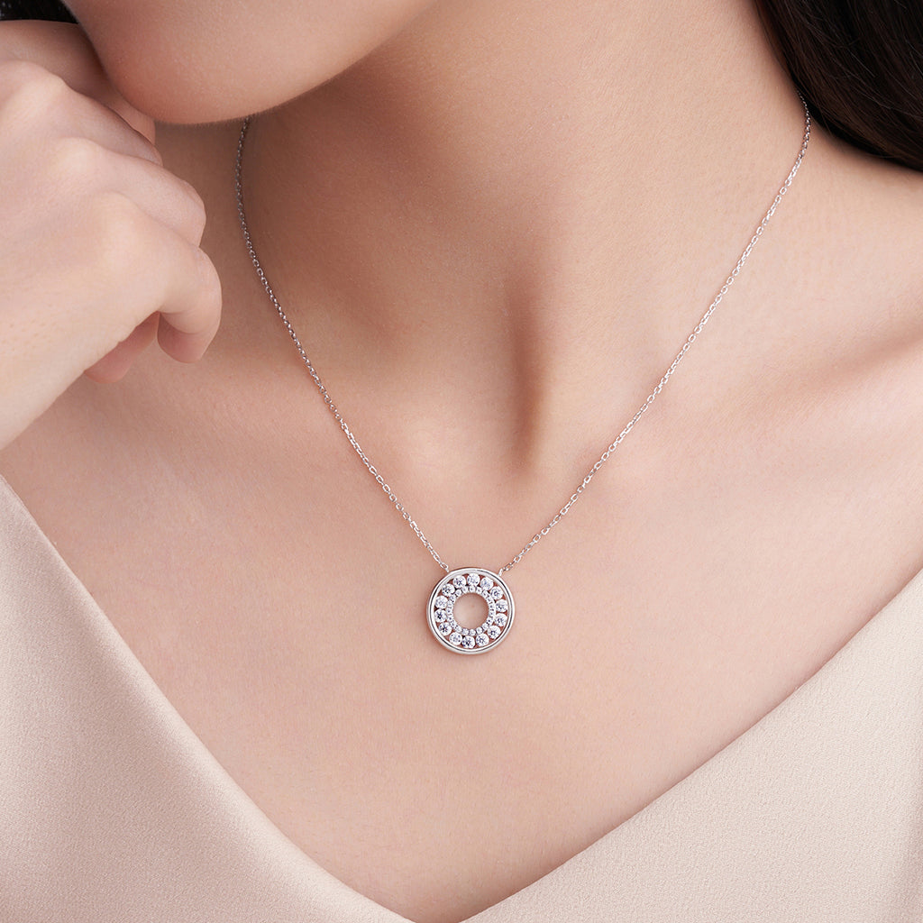 S925 Collier en mousse argentée Sterling Silver Pave Circle 40-45cm D Couleur VVS1 Silver Gold Dual