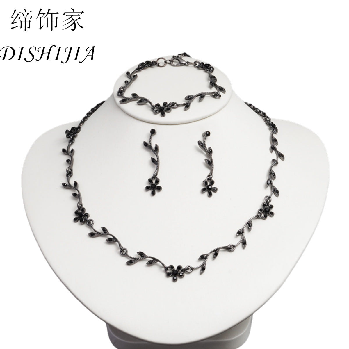 Collier Amazon