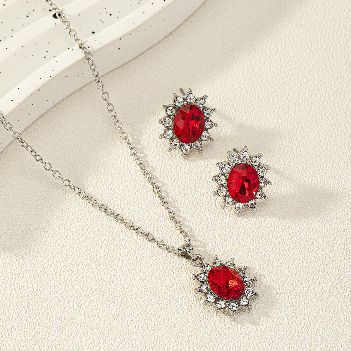 European and American Fashion SUNFLOWER Zircon Ear Stud Collier