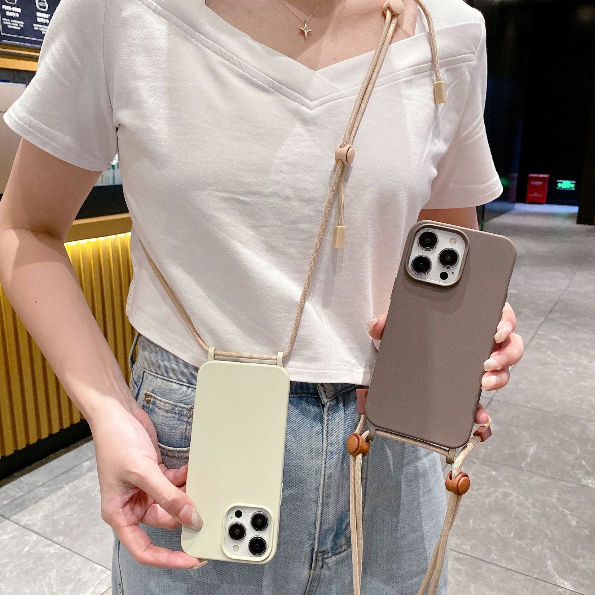 Étui téléphonique Lanyard minimaliste épais