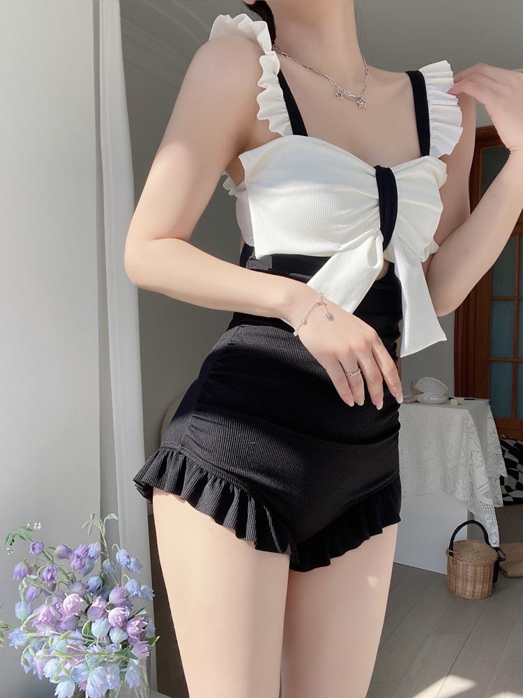 Un-pièce maillot de bain pour femme style japonais fraîche Pure Couverture de desire Belly et haute coupe