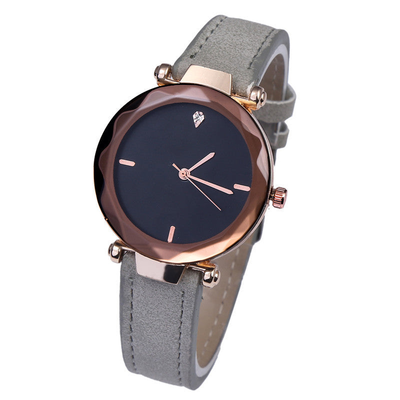 Couples à la mode Waterdrop-Cut Diamond Frosted Bracelet en cuir Quartz Rhombus Montre pour W