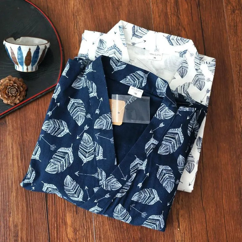 Maison de mode pour hommes porter une chemise de nuit en coton