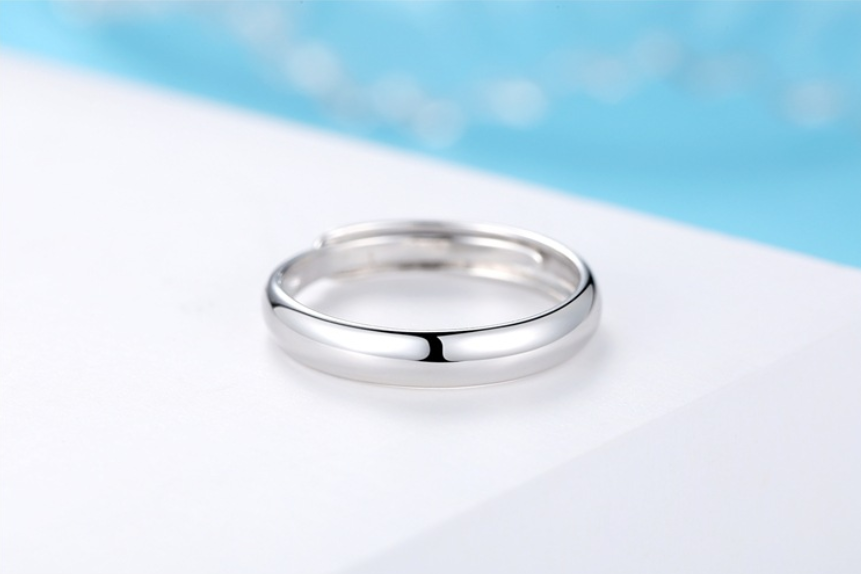 Anneau brillant simple en argent pour hommes