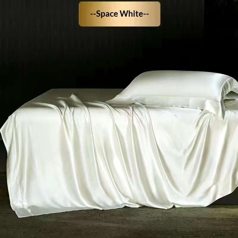 Ensemble de literie en soie de quatre pièces haut de gamme et couverture de couette