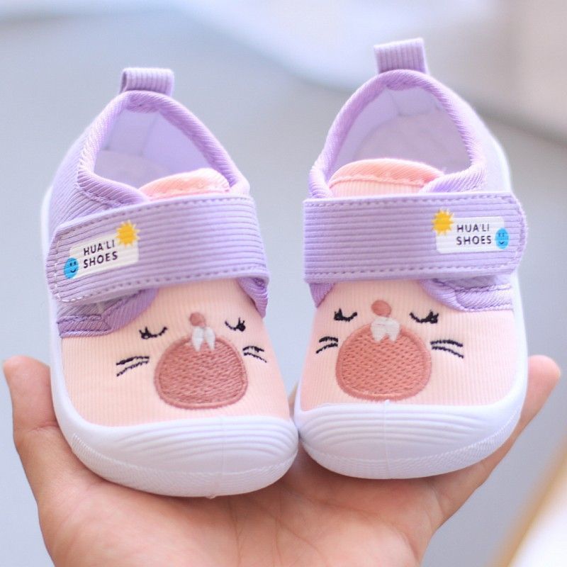 Chaussures Blanc Bébé Squeaky Printemps et Automne Chaussure Souple Botte