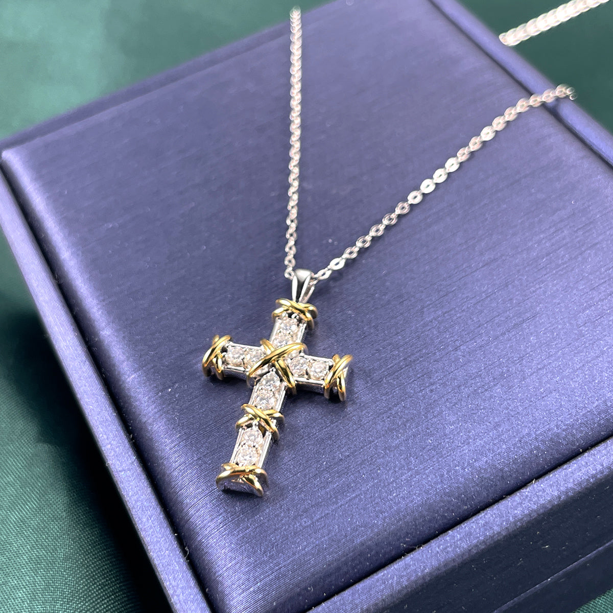 S925 Collier en mousse argentée à deux tons 43cm Pave X-Wrap D Couleur VVS1 GRA certifié