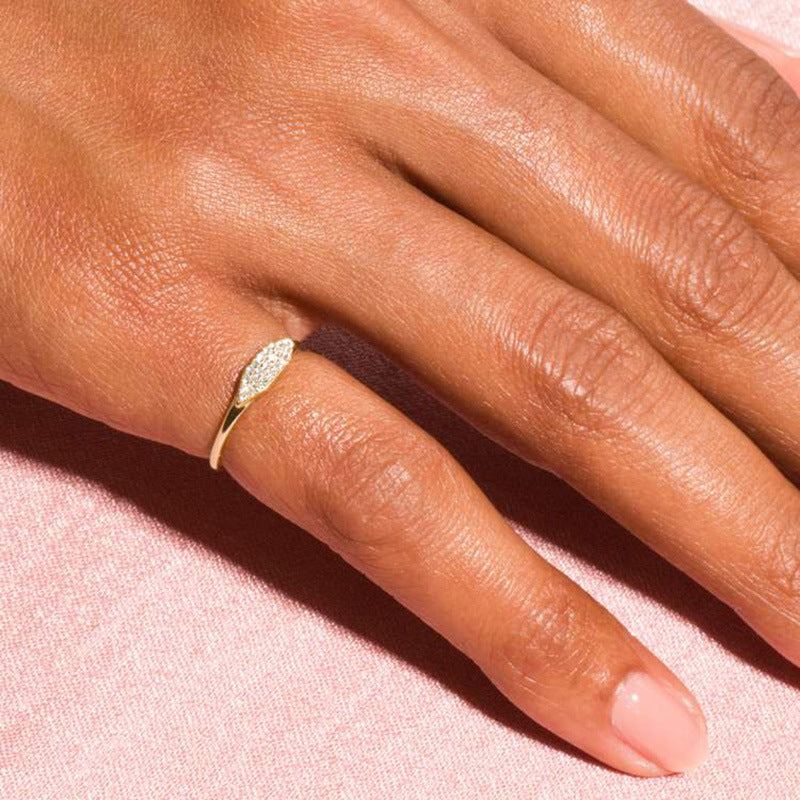 Fashion pour femmes Bague mince simple plaqué or