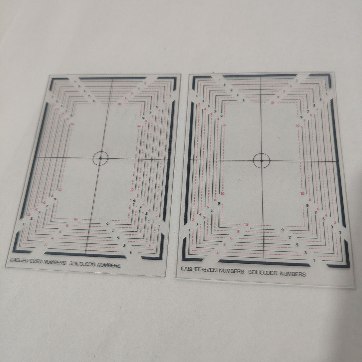 Cartes à jouer en plastique PET à haute transparence avec carte de centrage