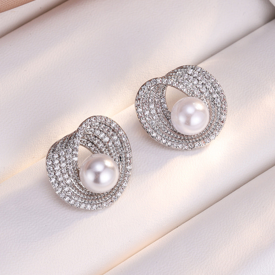 Boucles d'oreilles à pointes géométriques à pointes en diamant de Zircon micro incrustées