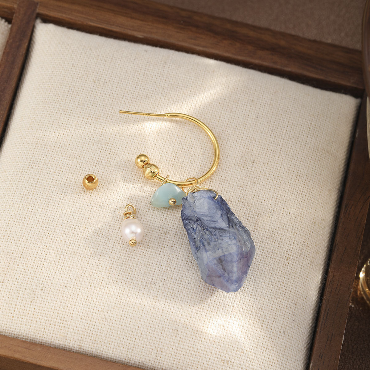 Femmes Boucles d'oreilles naturelles kyanite perle
