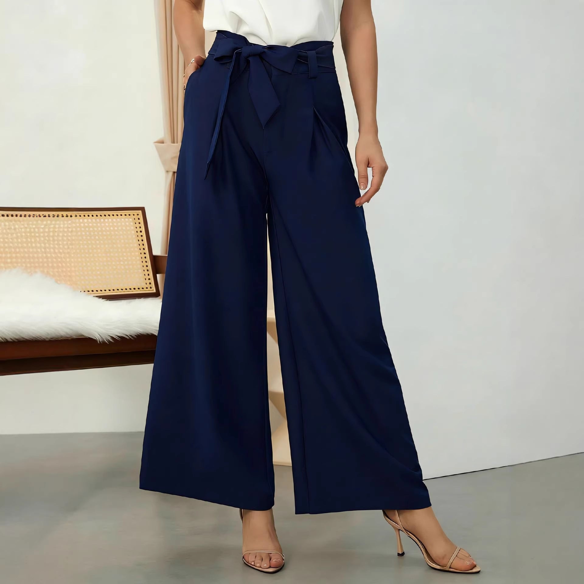 Pantalons tendance en dentelle de service