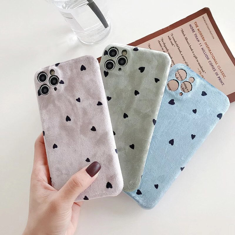 Simple couleur solide petite amour téléphone étui en peluche soft shell