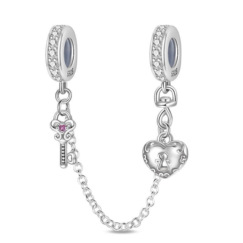 Accessoire pendentif à clé de verrouillage cardiaque rétro