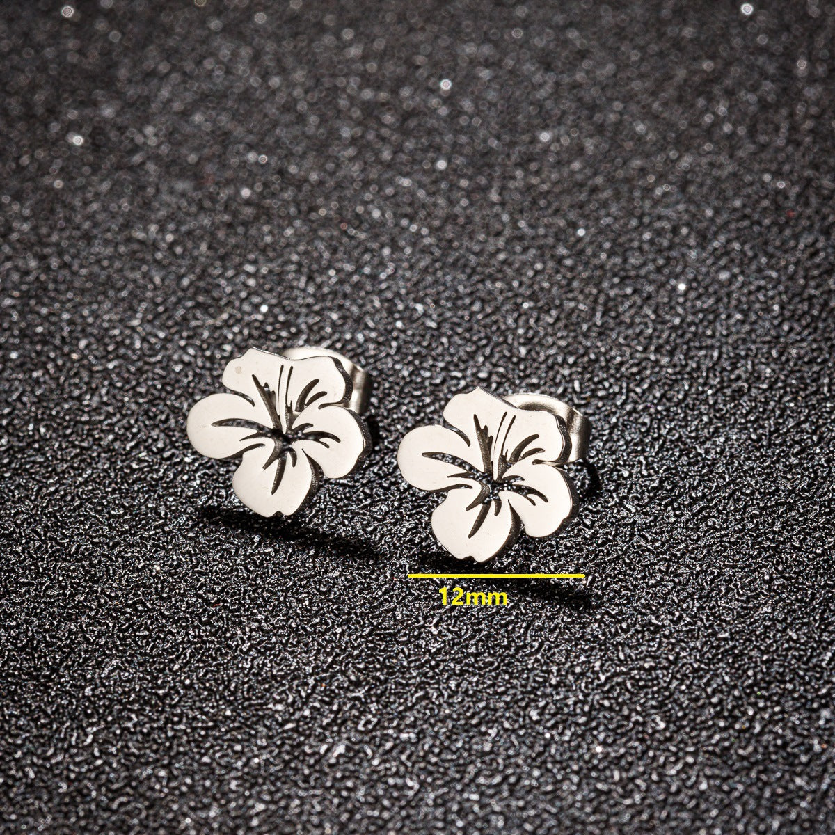 Boucles d'oreilles mode et élégantes en acier inoxydable