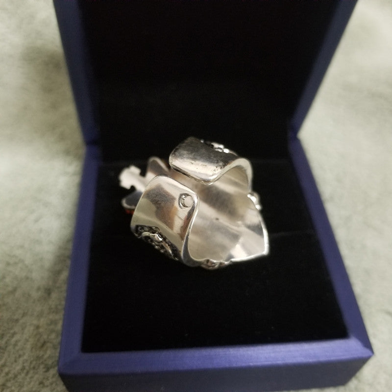 Ancienne bague de lion
