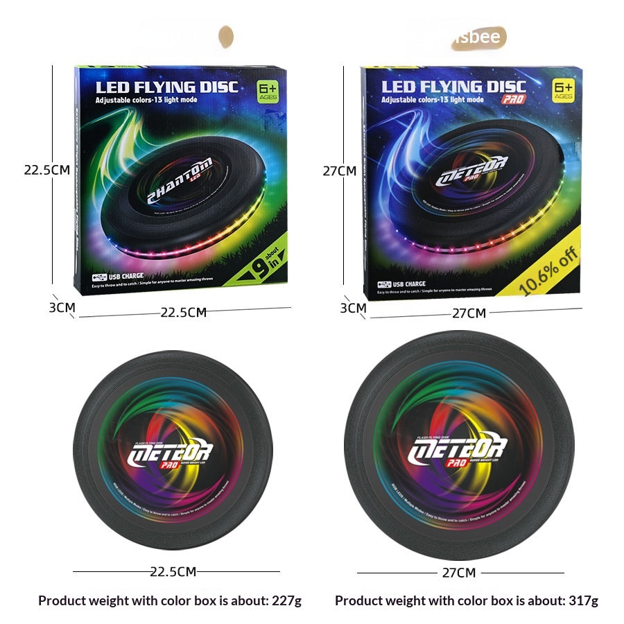 Enfants de plein air sport lumineux frisbee lancer à la main et glisse dans une spirale