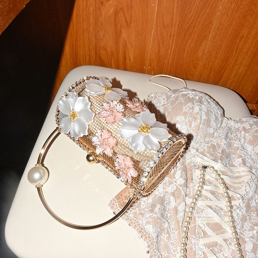 Flèche métallique de style français avec diamants et perles