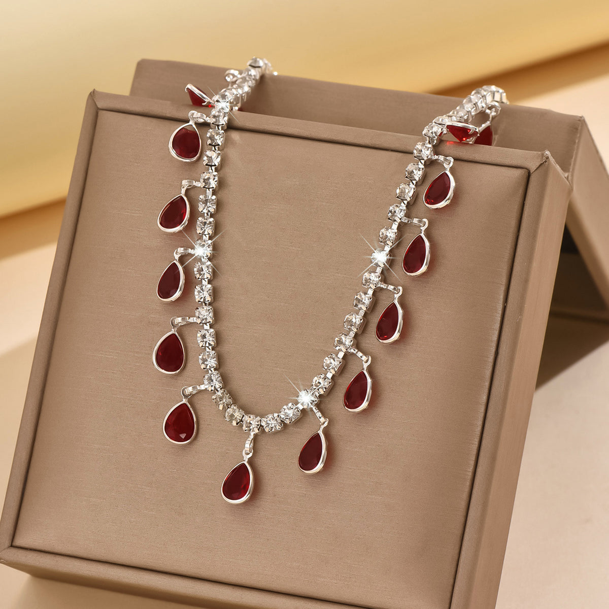 Léger Luxury et haut de gamme Zircon Water Drop Tassel Anklet