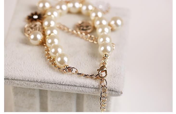 Bracelet de fleurs de perles