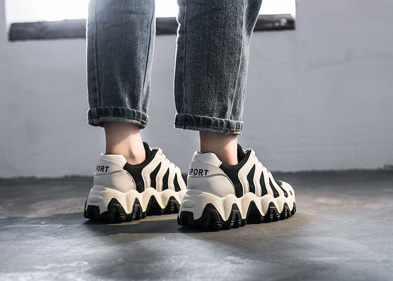 Les étudiants chaussures web célébrité chaussures dans la mode chaussures