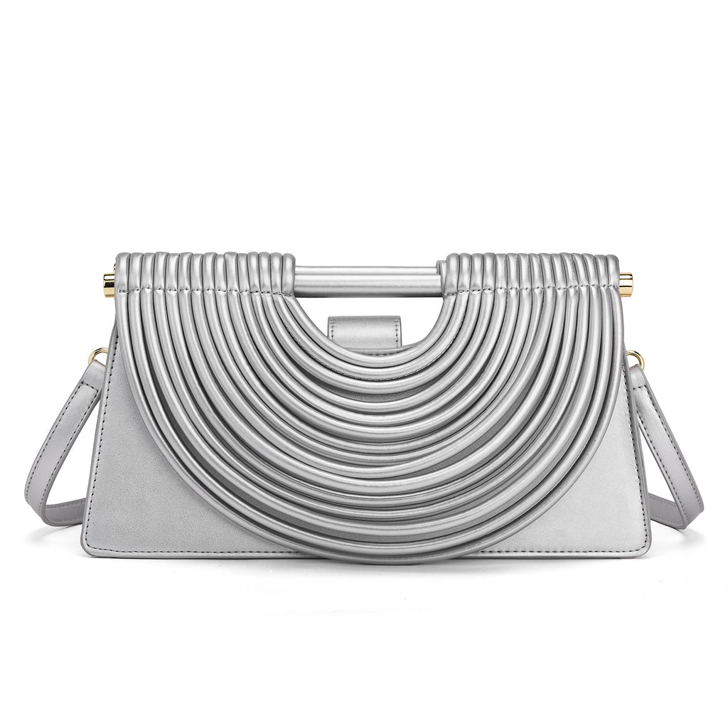 Pochette en forme de nouilles