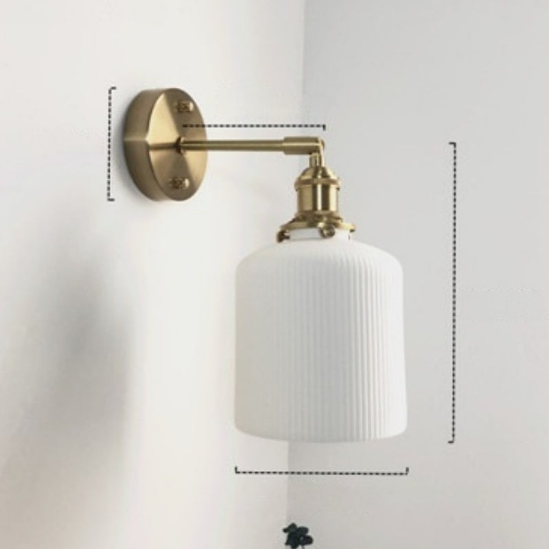 Lampe pendentif en céramique plissée en laiton